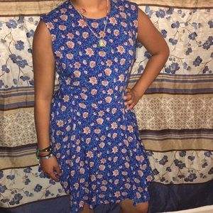 H&M Dresses - Floral dress H&M Dresses - Floral dress